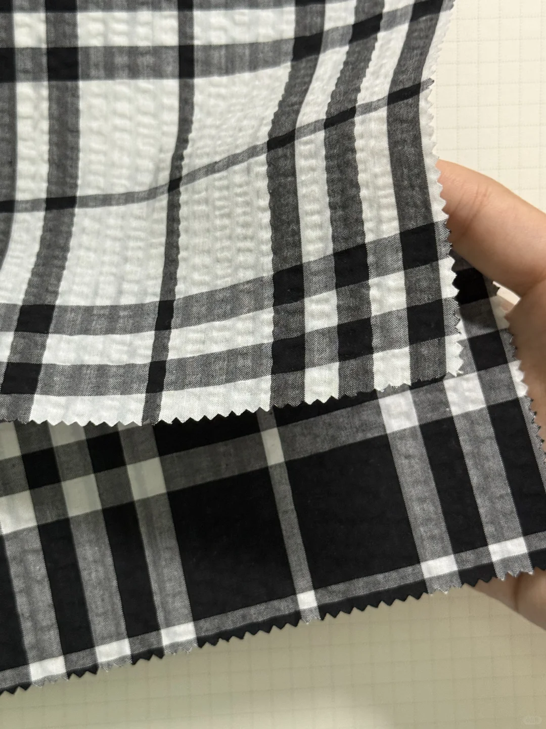 ?日系风格格控狂喜的全棉网格面料