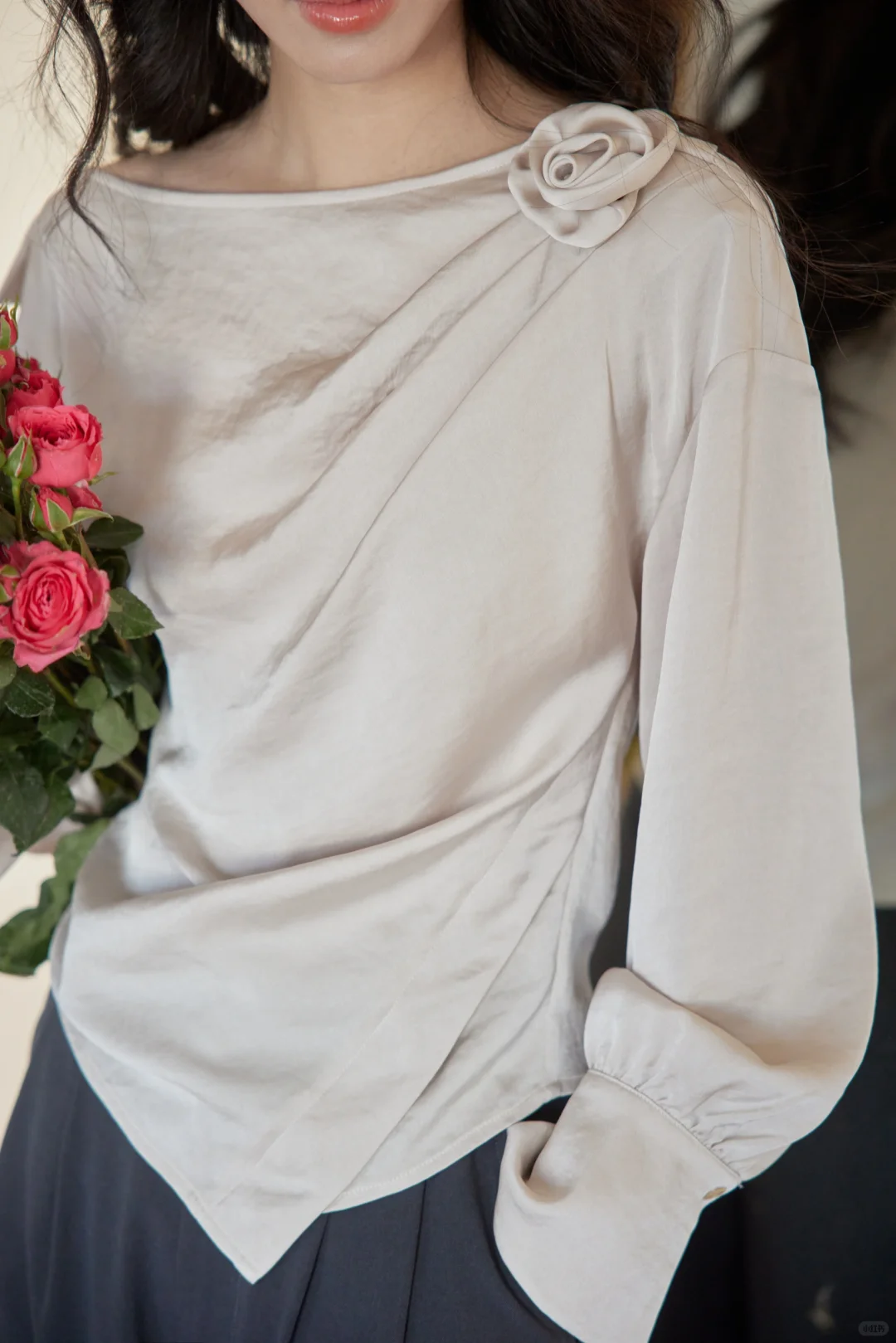 法式优雅小性感斜肩衬衣