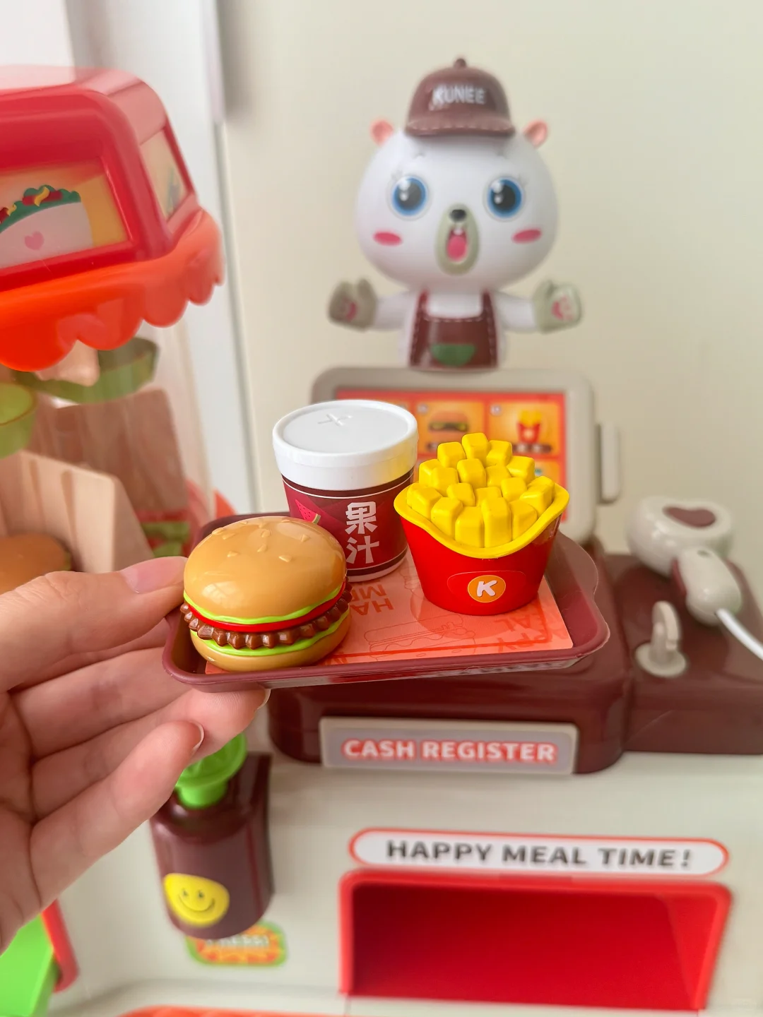 我去，现在小孩的玩具这么真实了吗！