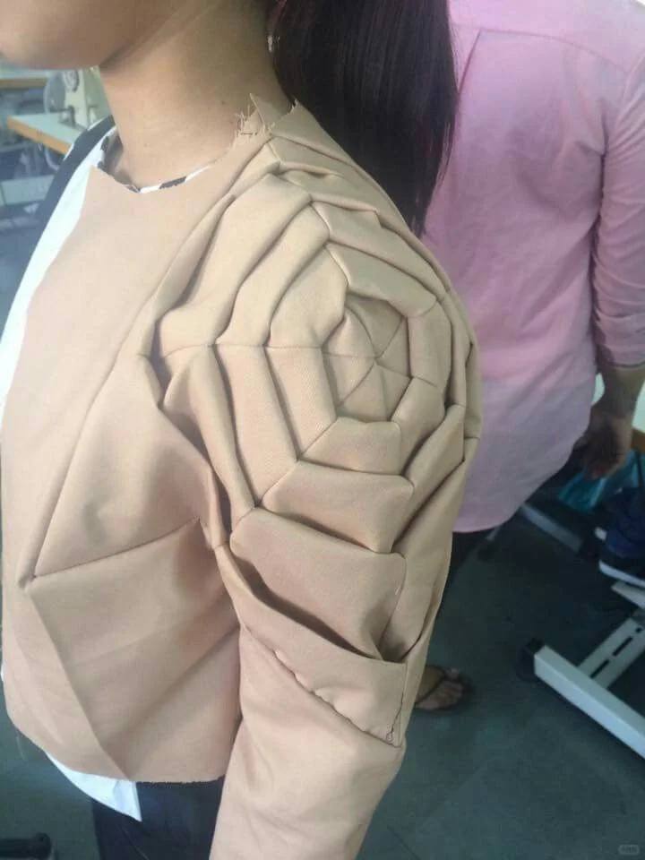 服装设计素材/服装设计灵感/袖子设计参考