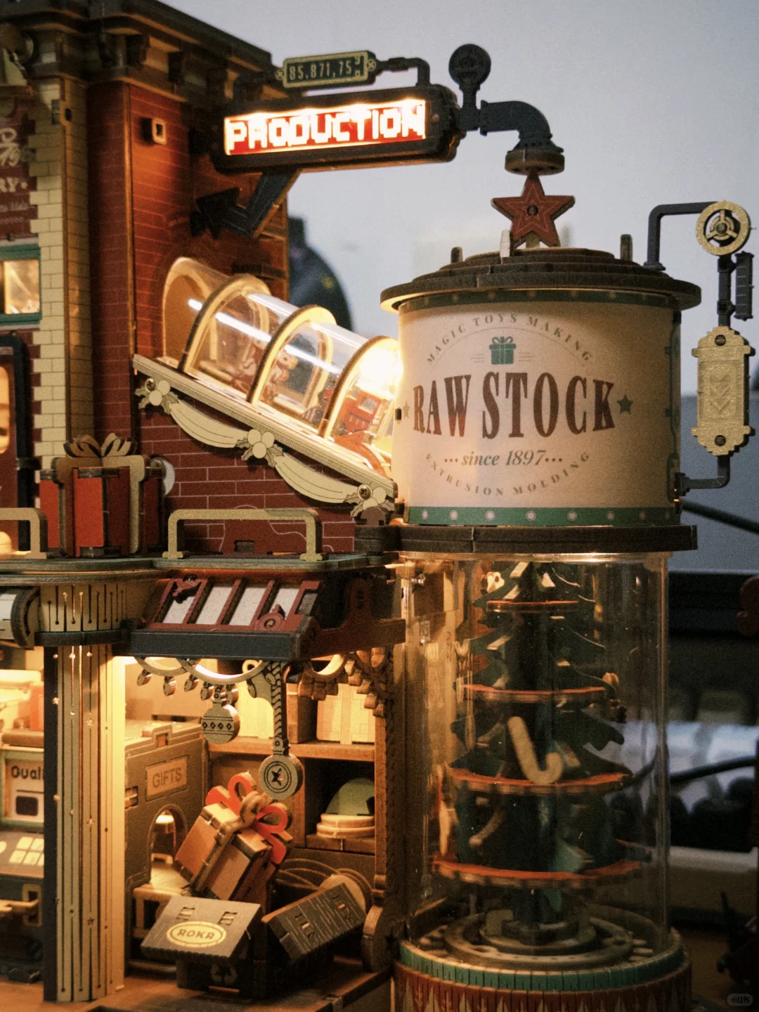 ?把童话里的礼物工厂搬回家啦