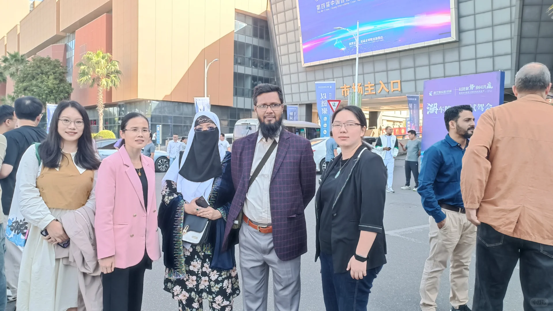 晋江国际鞋材采购会英语翻译