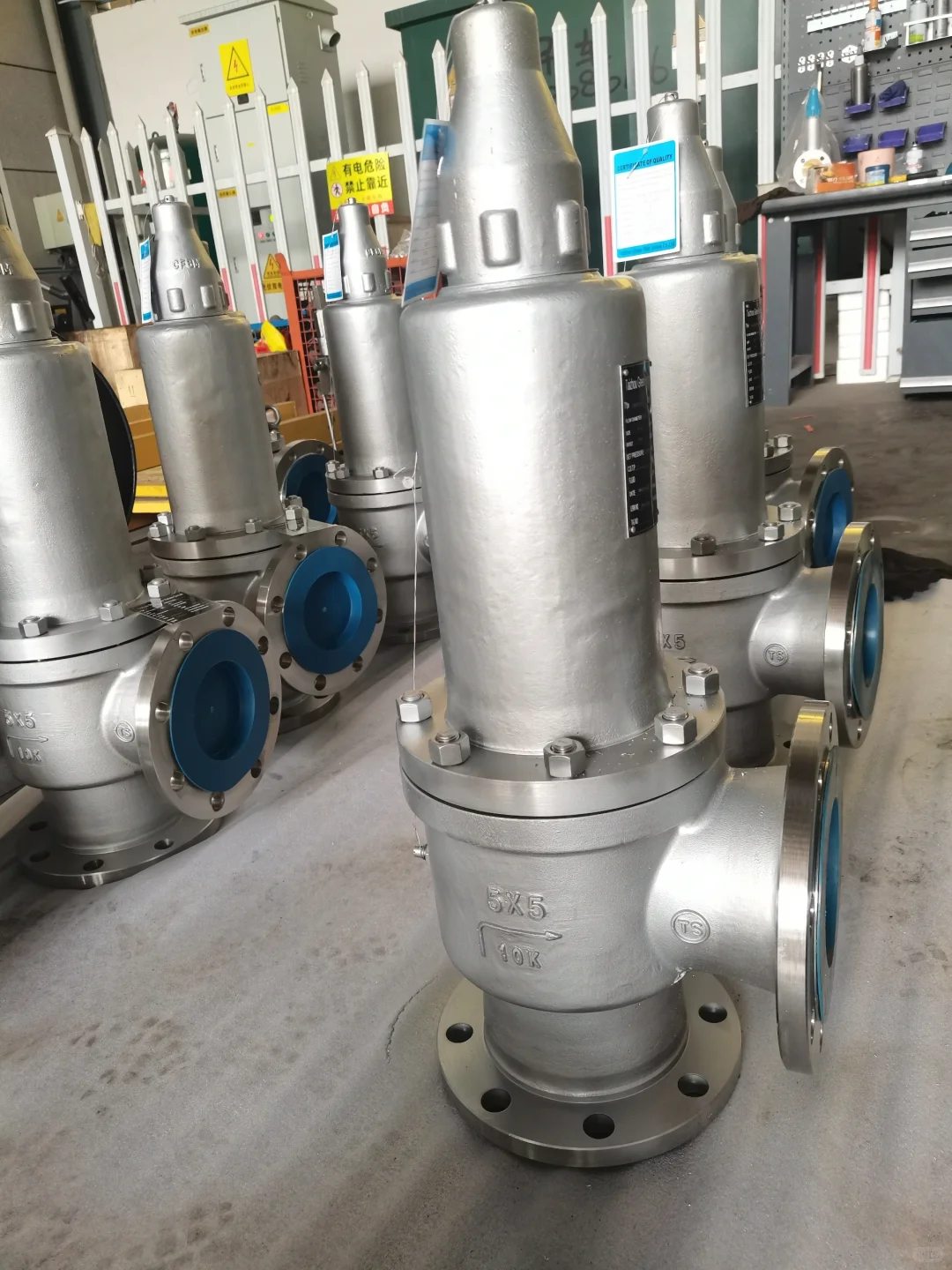 弹簧微启式安全阀的工作原理