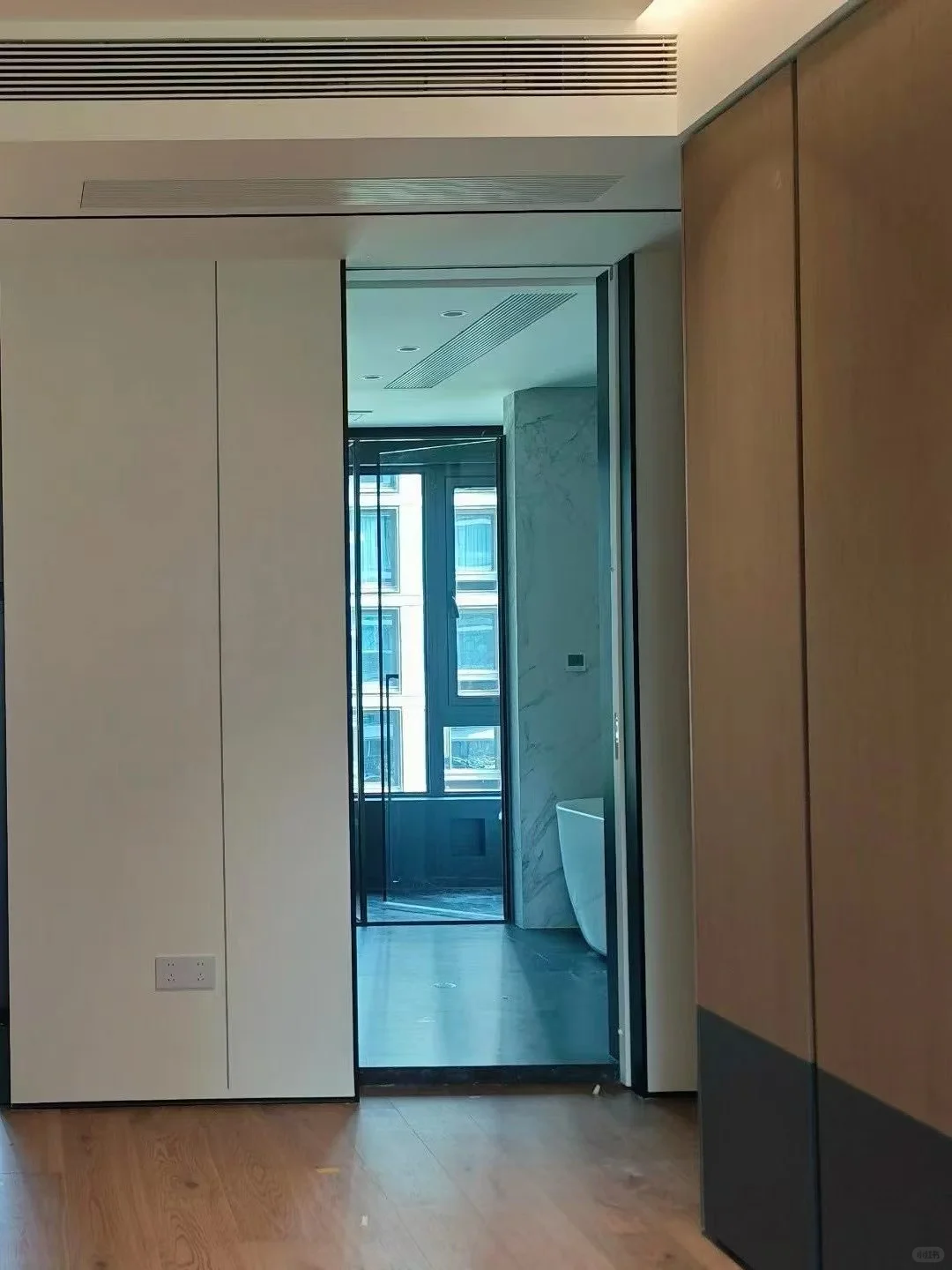 这家全屋定制工艺太哇塞了吧。