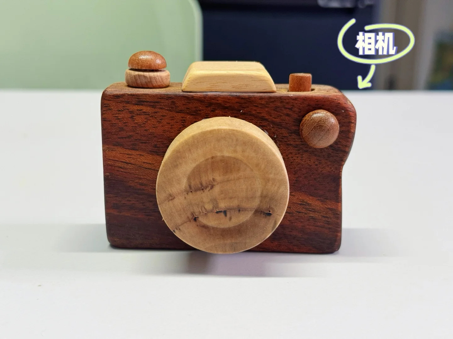 发现了一个绝绝子木制玩具工具人！