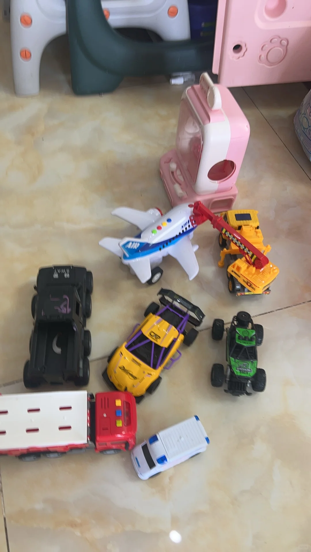 有没有要玩具的，免费送