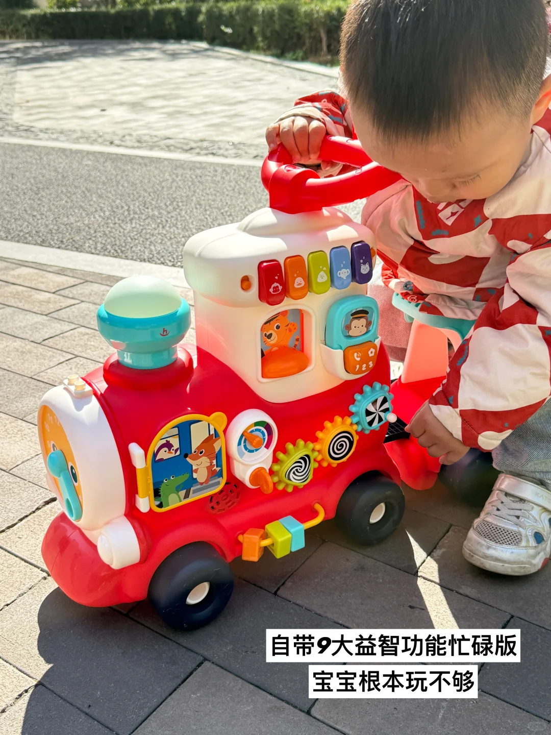 听说我的摊位在小区挺出名的……