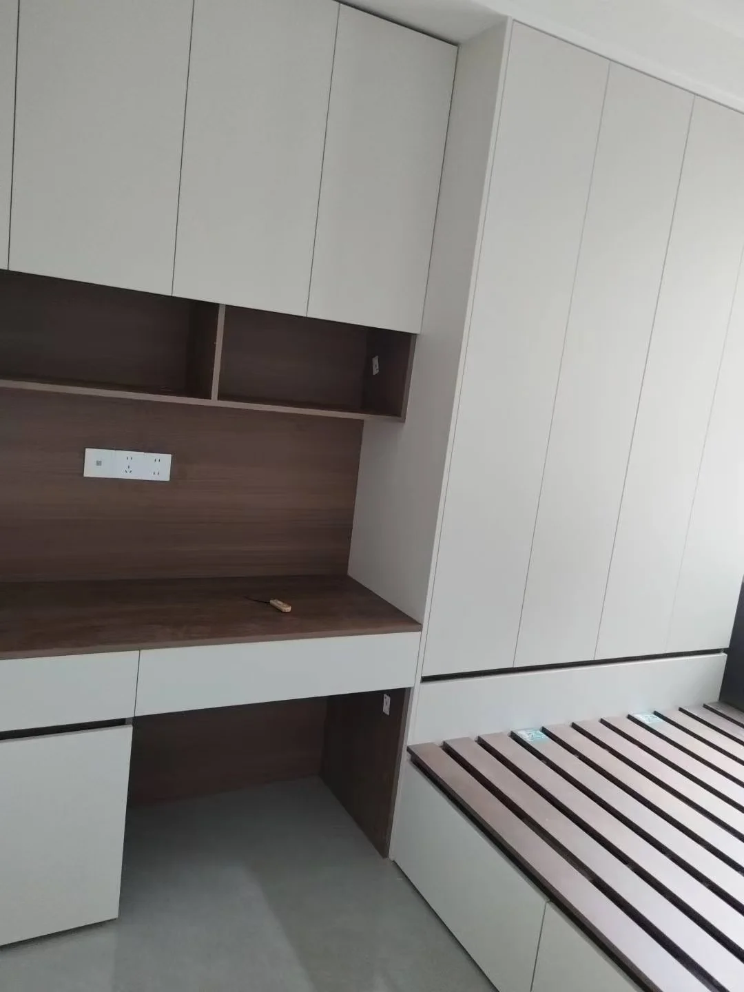 浅浅的装修一下~衣帽间衣柜~