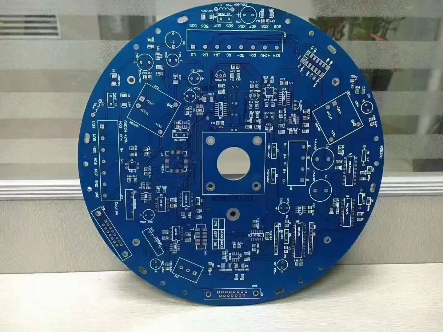 高效PCBA加工，助力企业腾飞