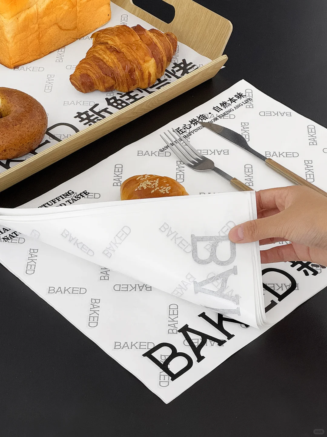 凭什么？这款面包餐盘垫纸被这么多人喜欢