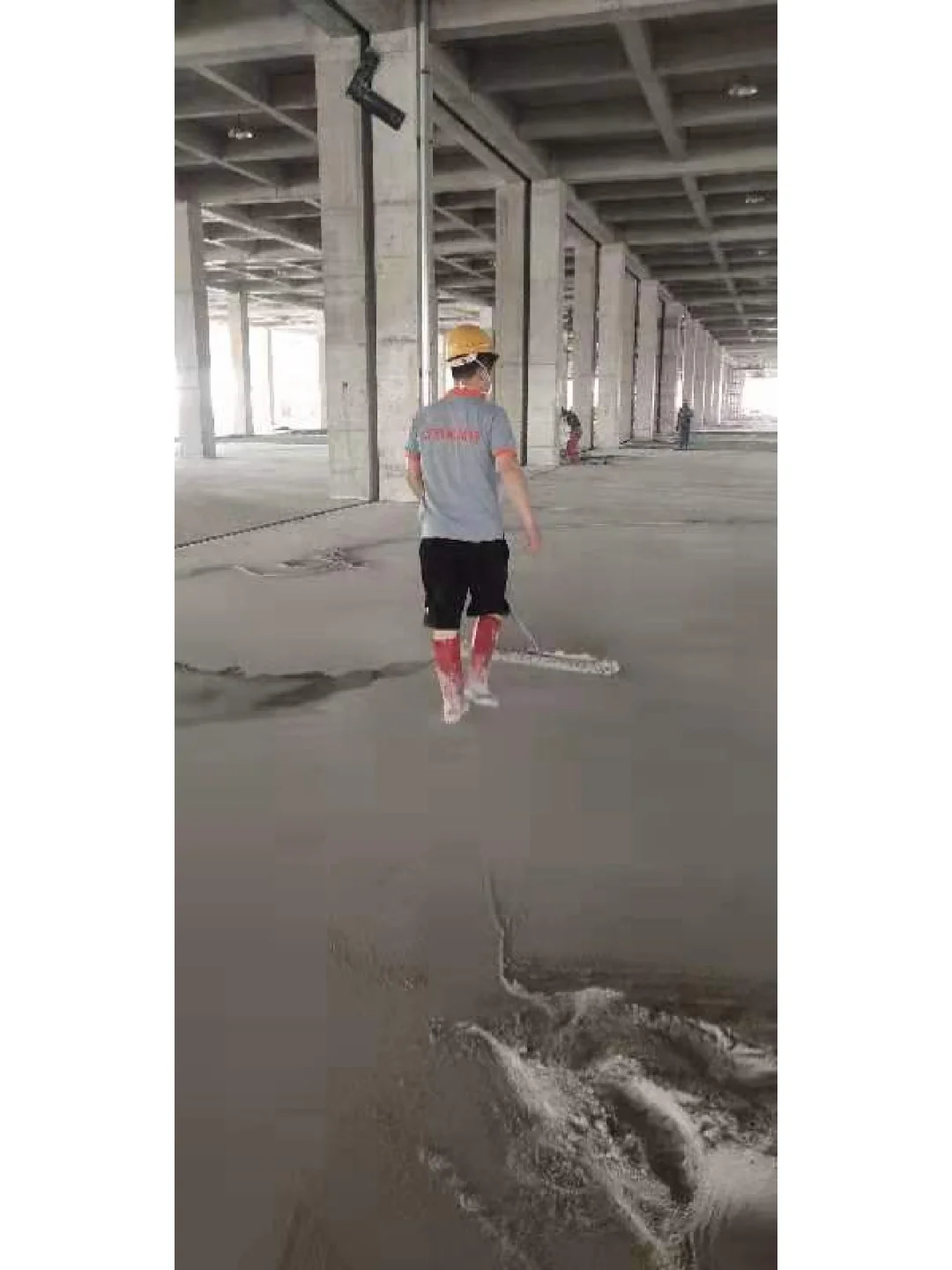 混凝土密封固化剂能提高水泥地面的标号吗？