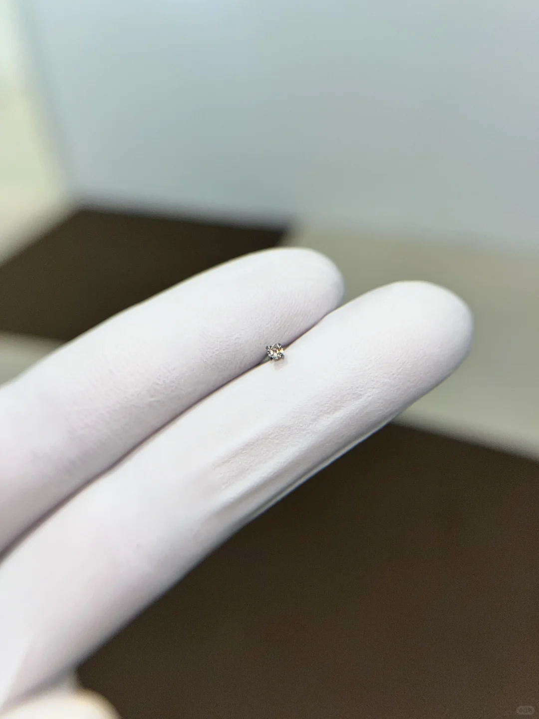 钛合金2mm锆石小鼻嘎丨内螺纹耳钉