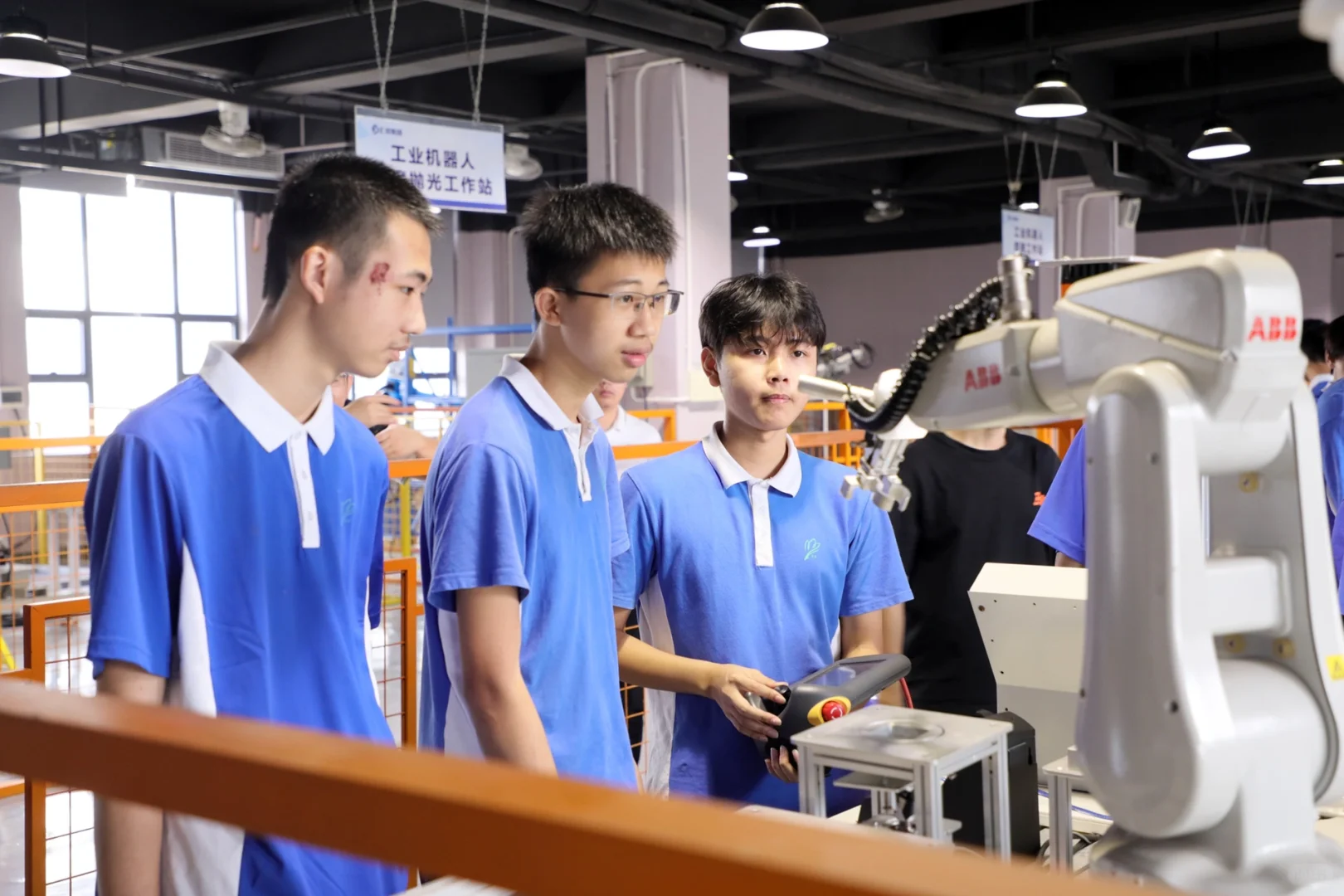 热门专业解析——工业机器人