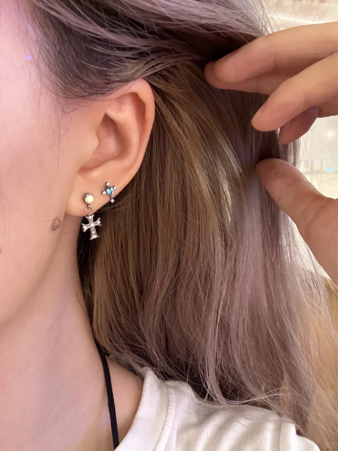 钛合金双耳洞怎么带