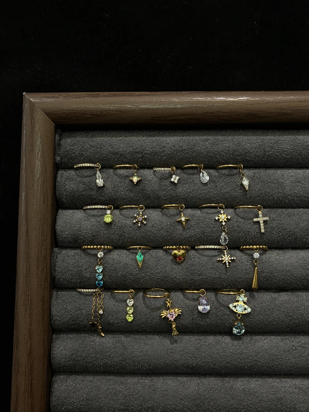 分享一下我的宝藏钛合金耳坠✨美鼠了～