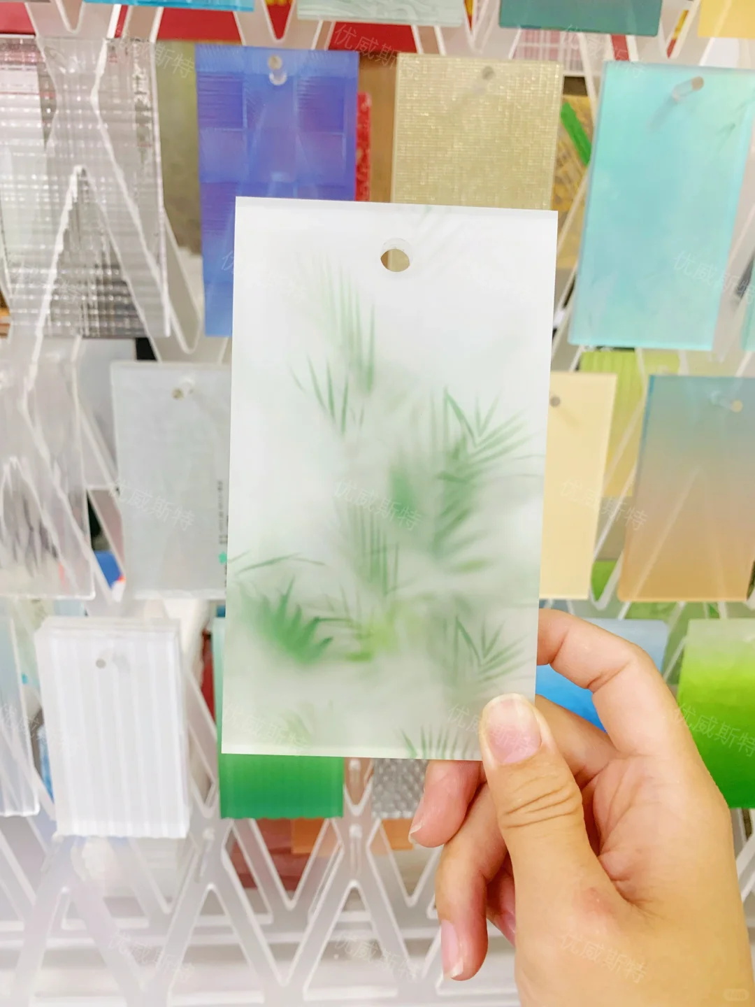 树脂板?设计师都爱宝藏新材料颜值天花板