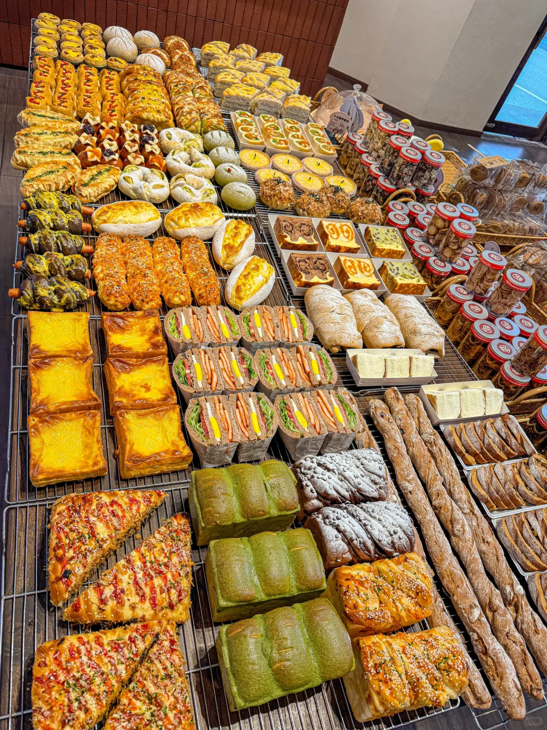 郑州的！！！面包脑袋快冲鸭！！！