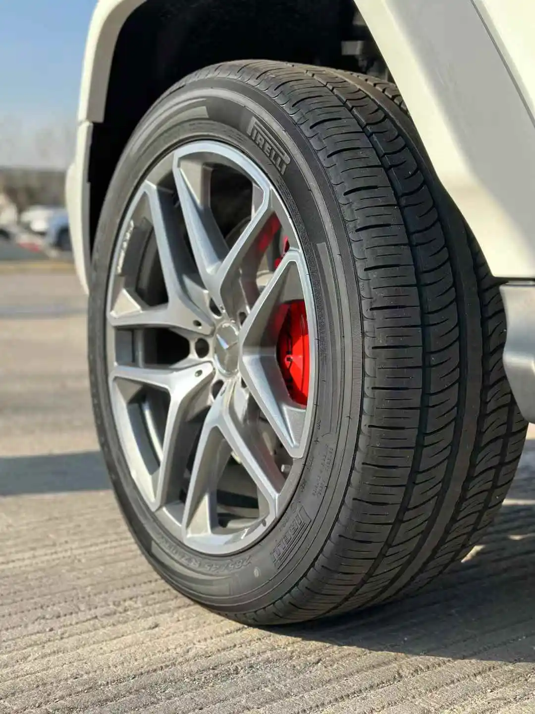 25款奔驰G63白色港口现车240万随时提车