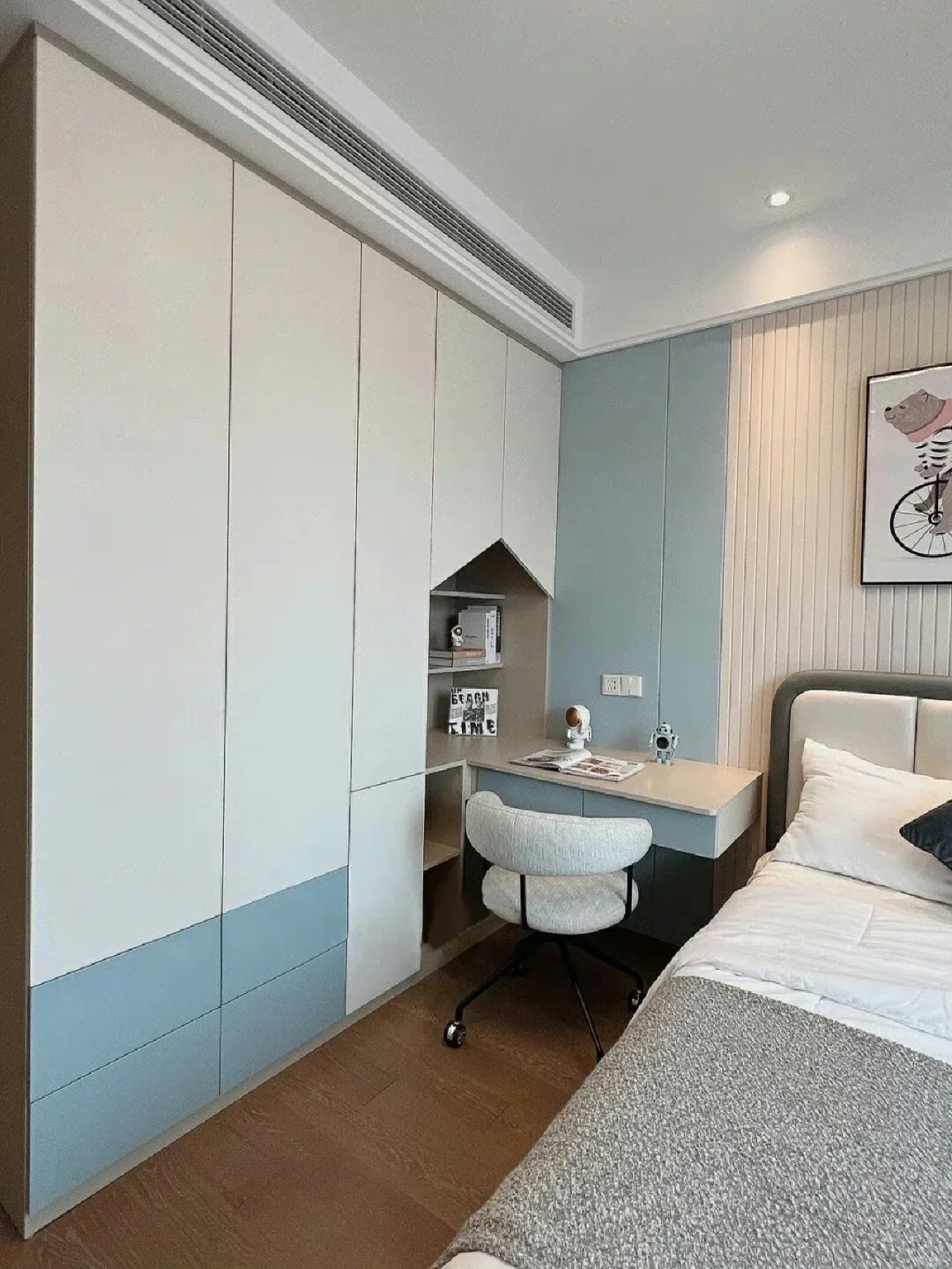 邯郸装修设计/高颜值书桌衣柜一体设计