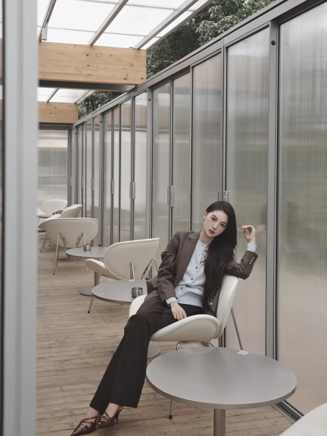 “Hot Nerd”?今天穿高智低调的知识分子风