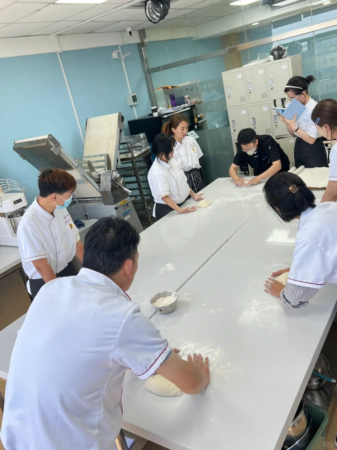 消失的我回国终于学会了做面包?