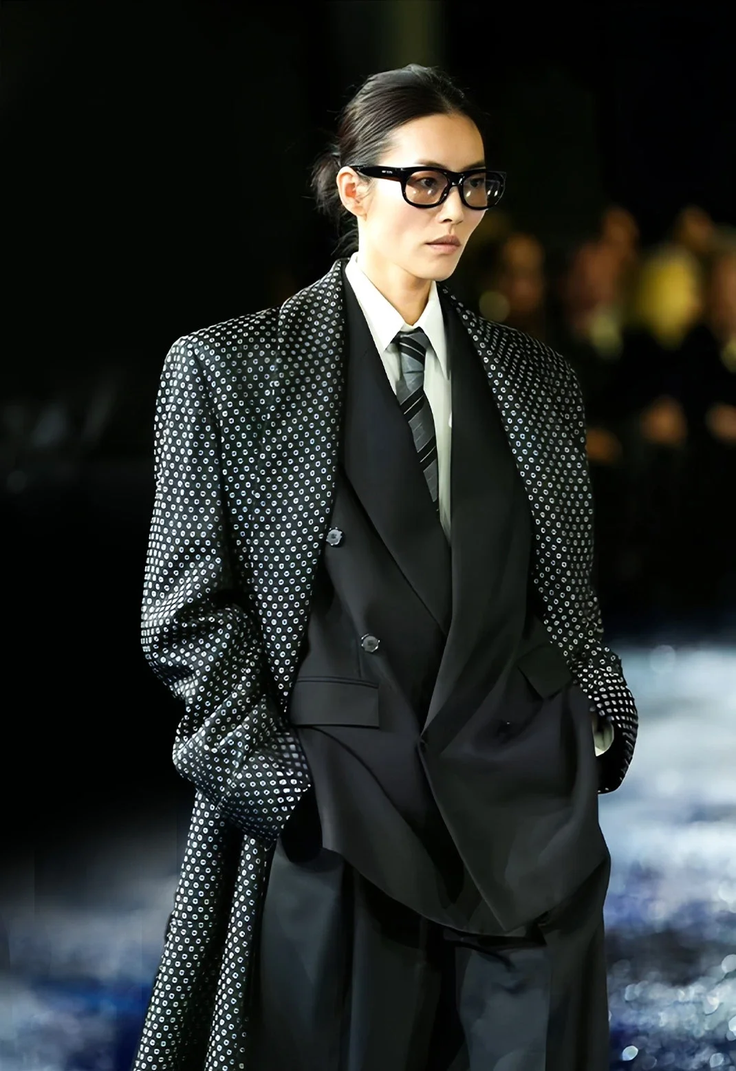 超模都在穿的“高智感”西装！