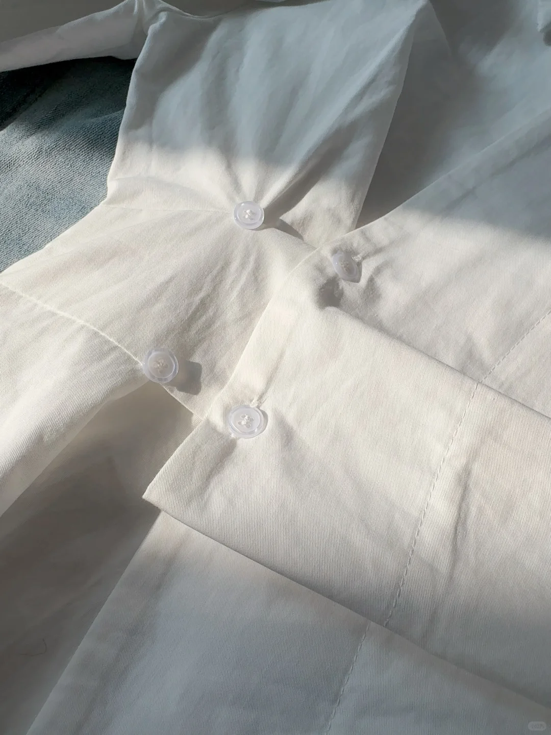 衬衫的尽头是白衬衫?