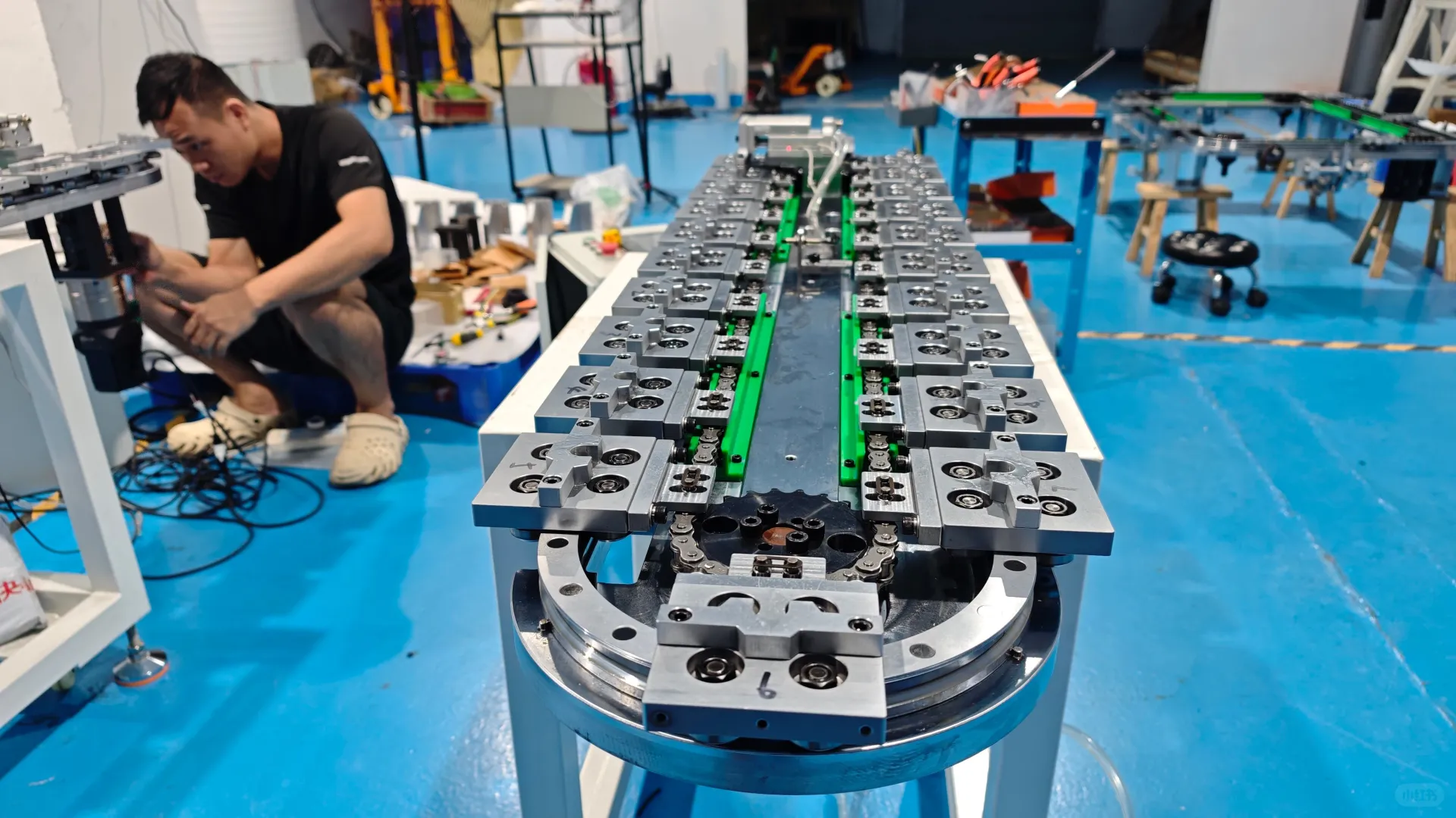 环形导轨装配环节专业细致