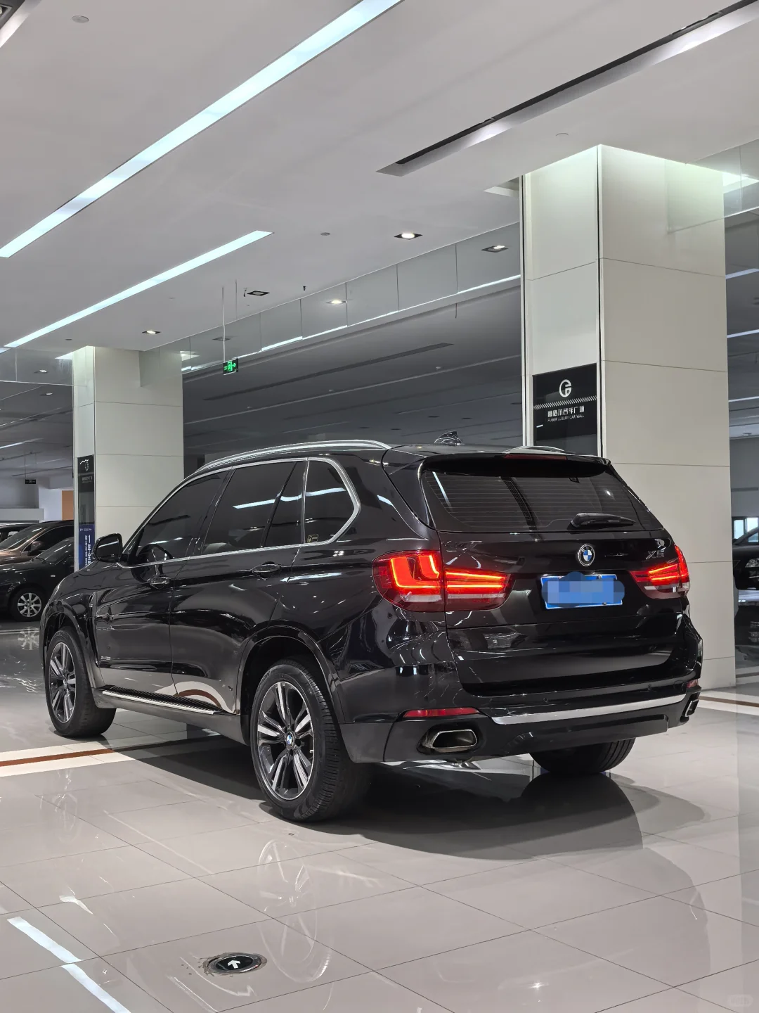 花最少的钱，开最豪横的车