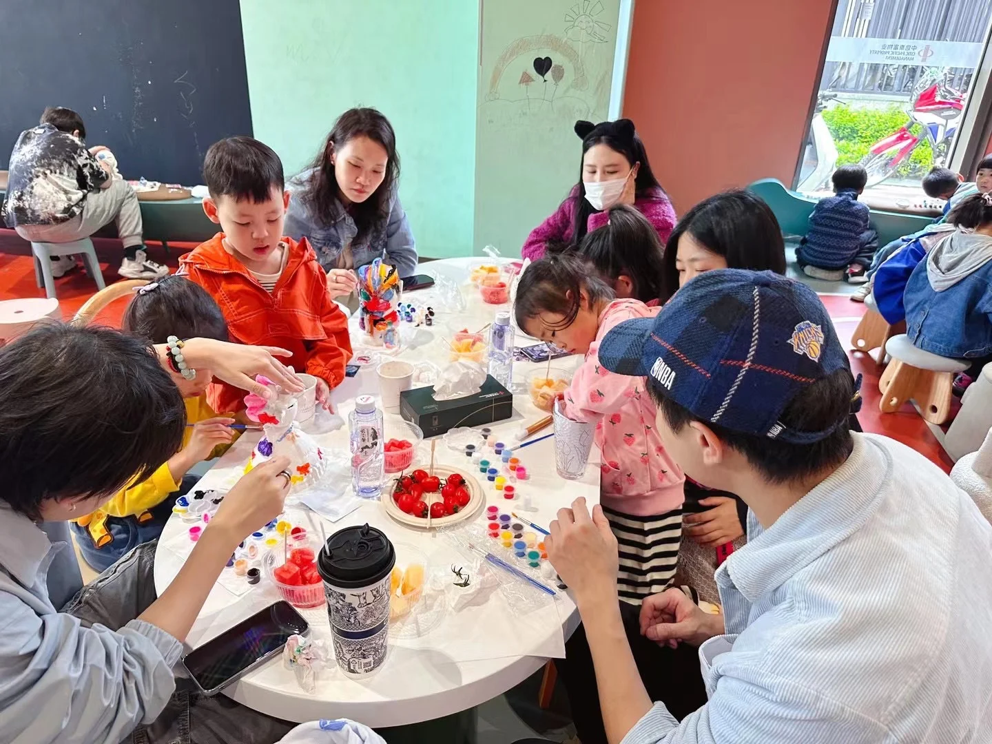 社牛物业又搞事情啦！石膏娃娃彩绘活动太顶