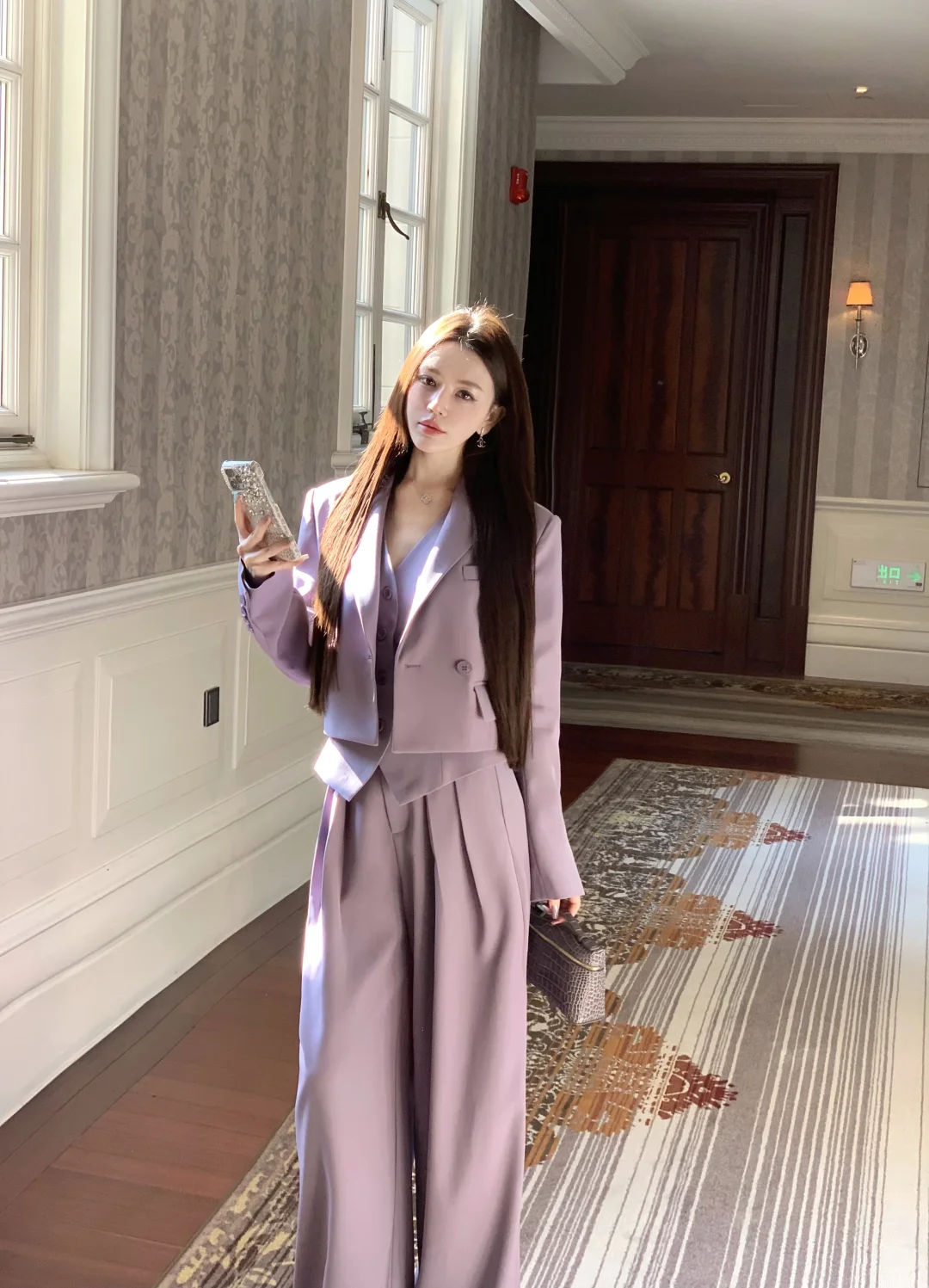 贵气高智感| 通勤穿搭 干净大方的松弛感