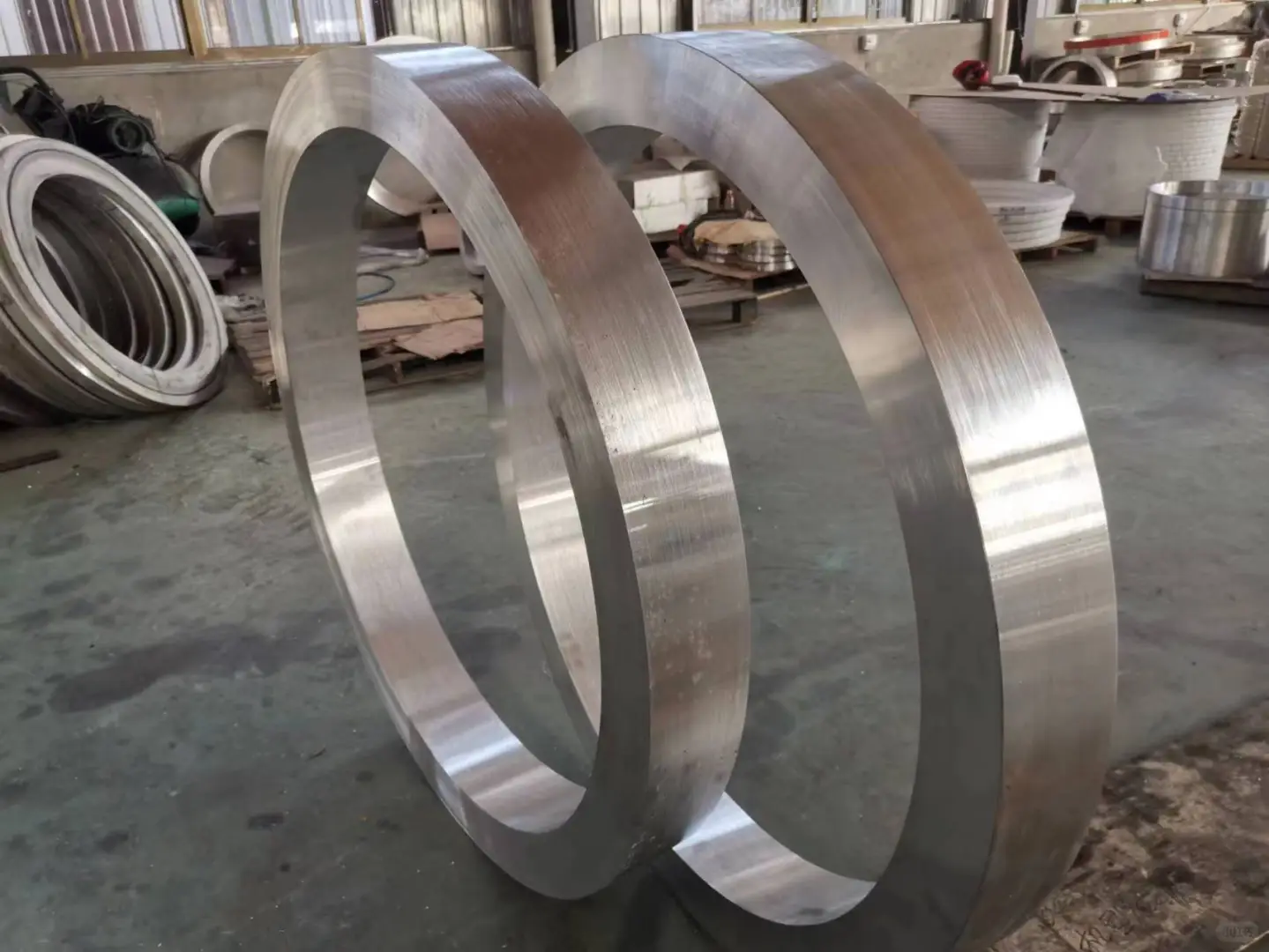 铝合金和锌合金哪个材质好