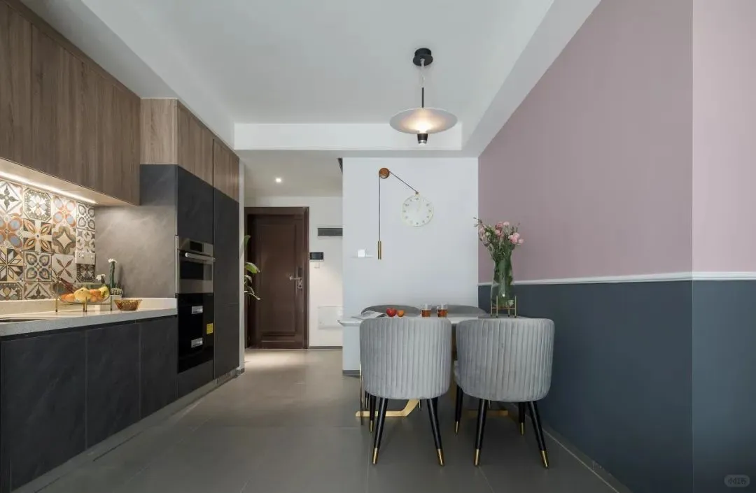 100㎡改出3室2厅+衣帽间,忍不住夸爆它!