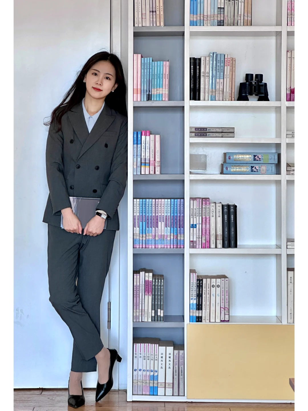 文艺书卷气果然还是要看衬衫+西装~
