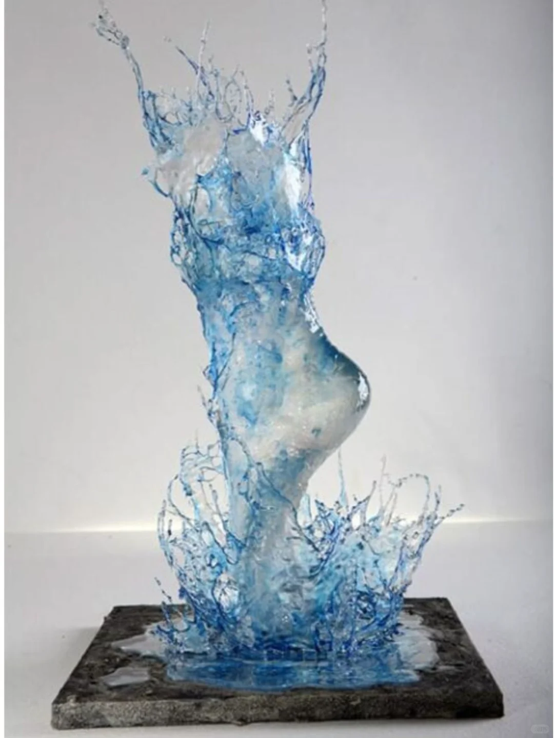 树脂打造的梦幻雕塑,演绎别样艺术之美