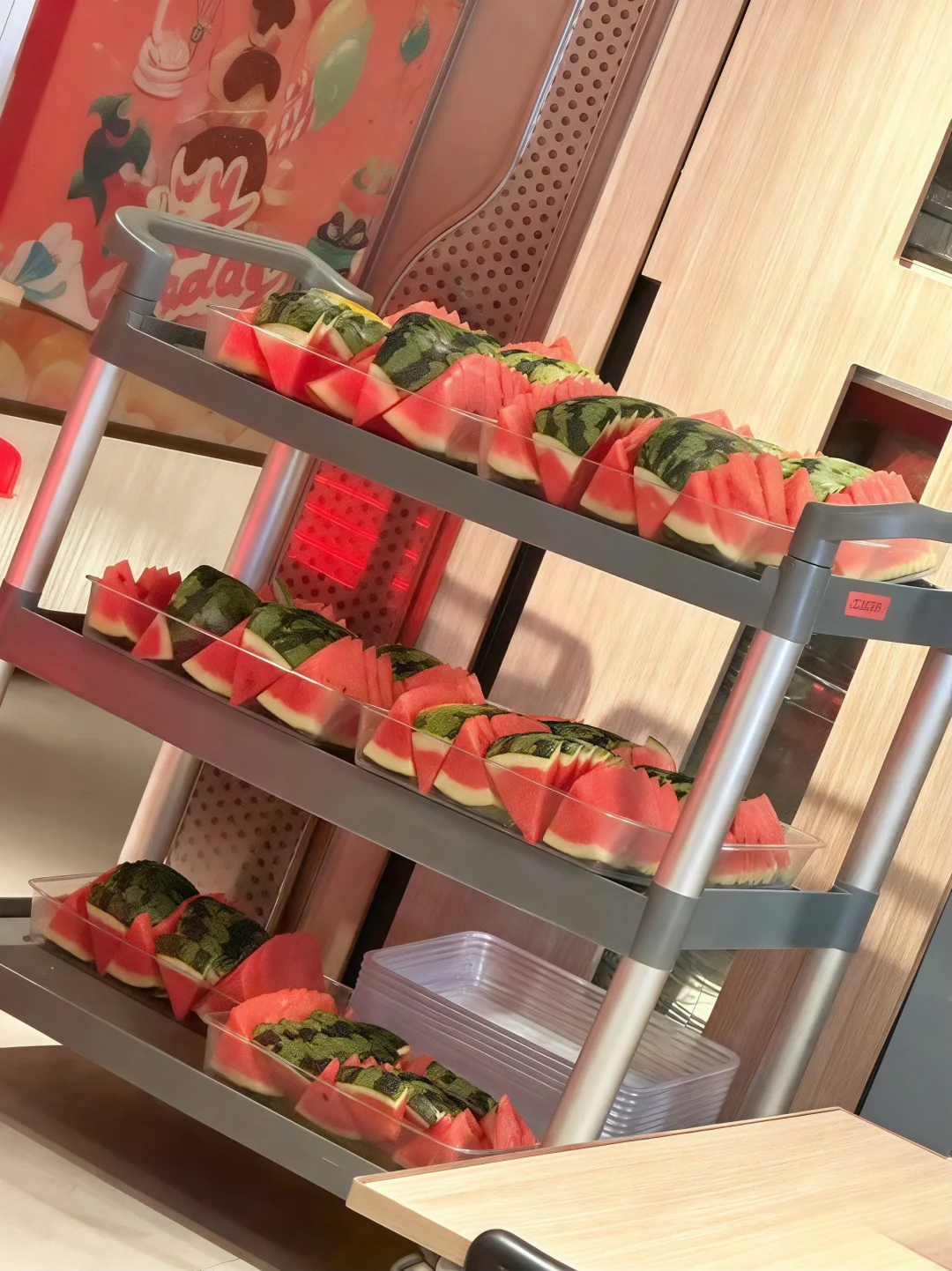 无语了，水果店里十几块一盒，我们十几块一箱