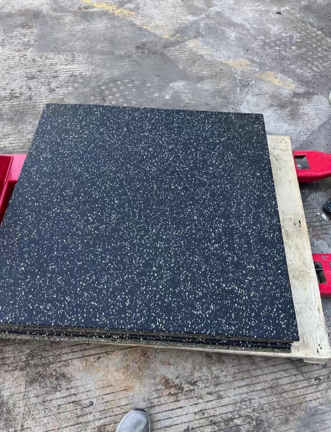 健身房橡胶地垫