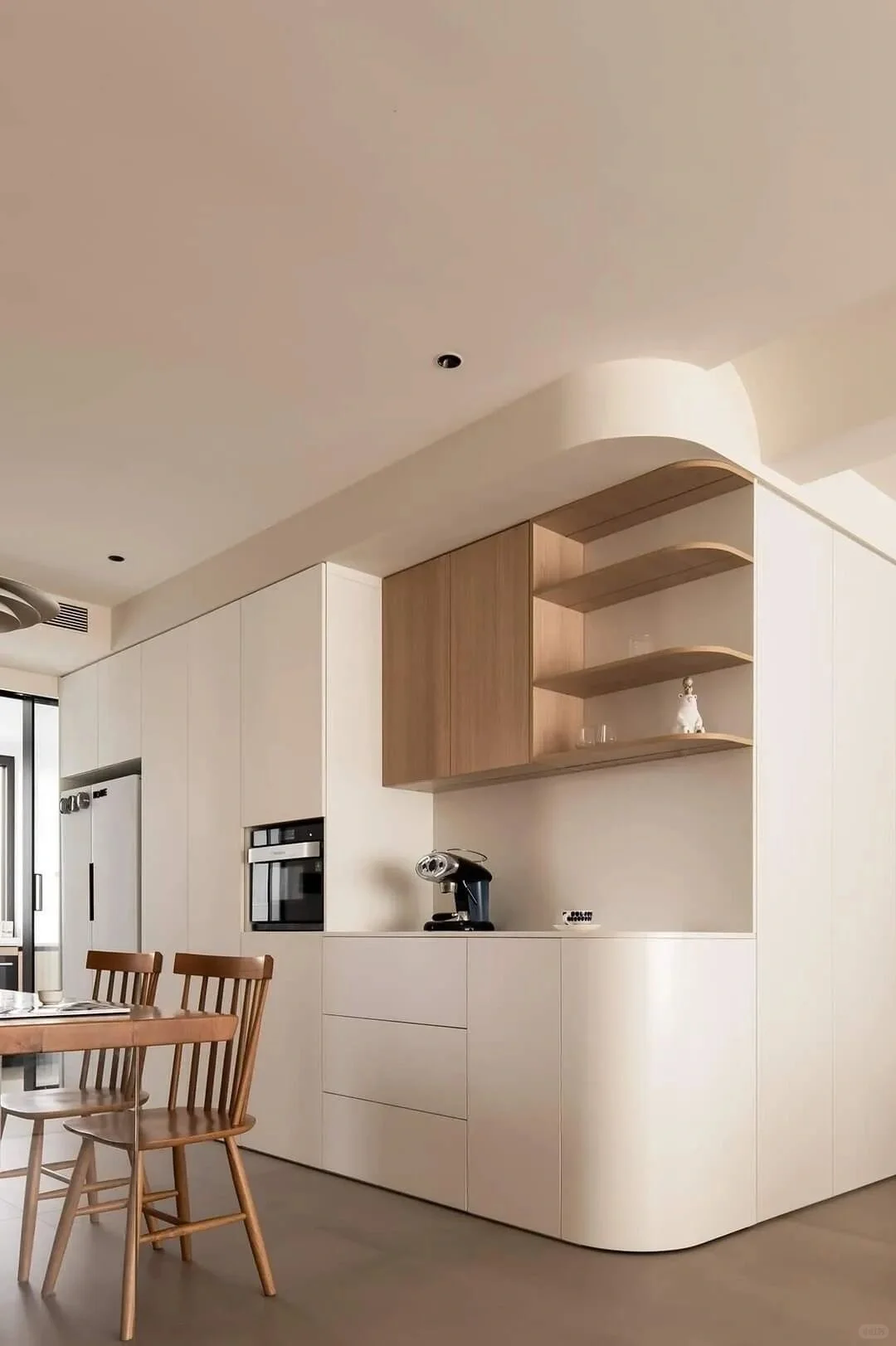 泓扬蔚来|运城?️门墙柜全屋定制——餐边柜