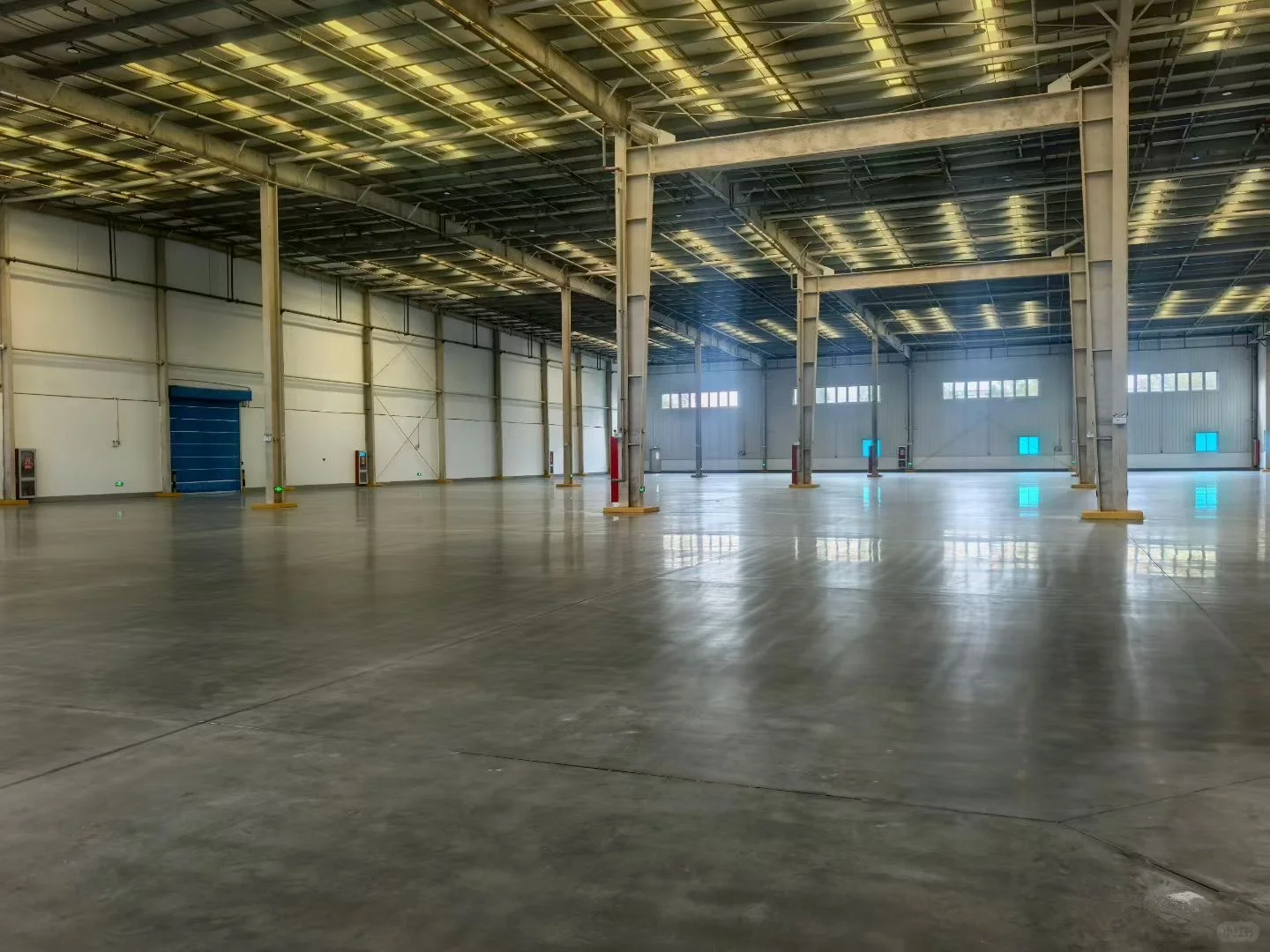 松江高标库出租6000平带卸货平台