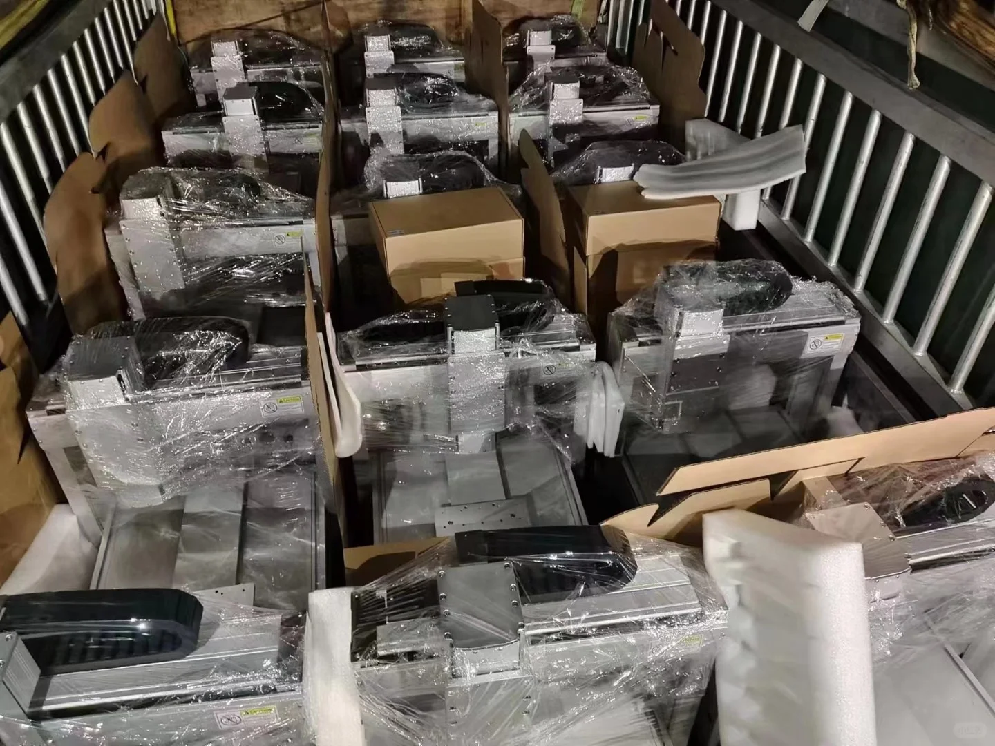 专业做自动化设备点胶机螺丝机焊锡机，