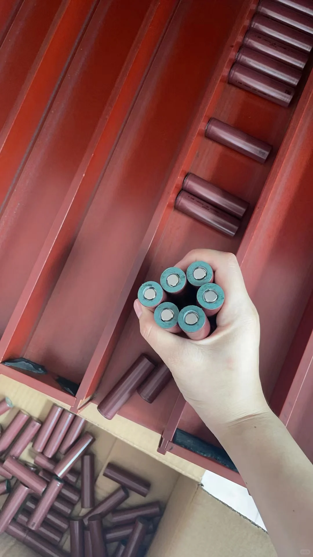 生产锂电池工厂！