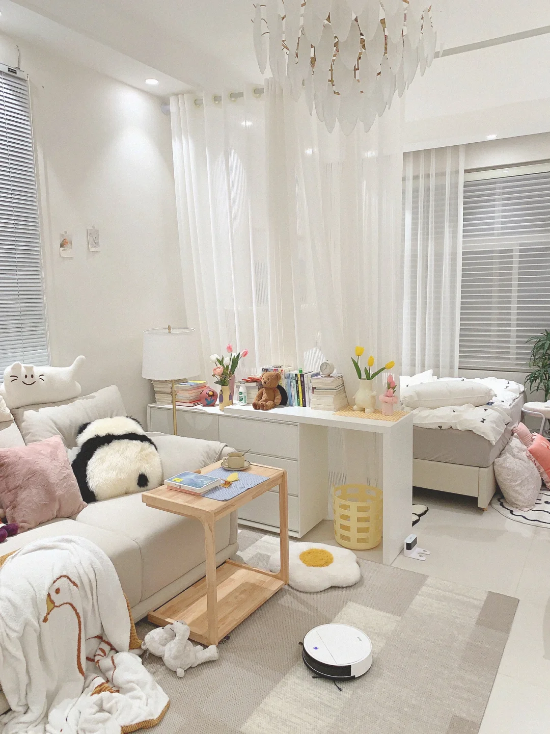 听我一句劝,窗帘做隔断,大单间能变一室一厅