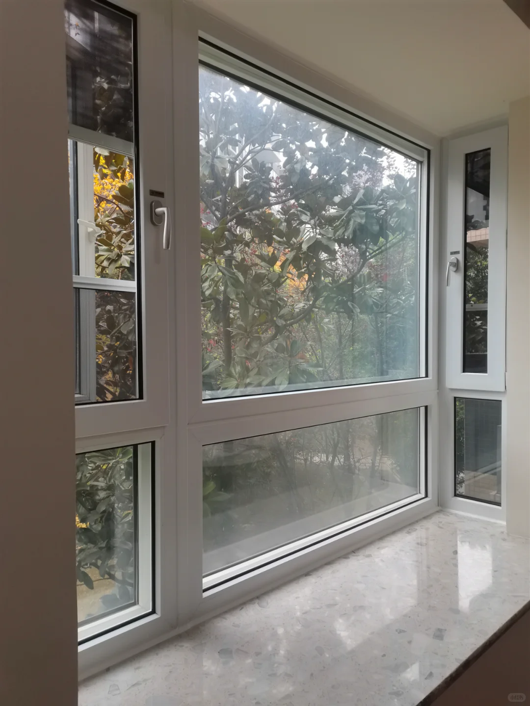 隔音窗的密封胶条材质该怎样选择？