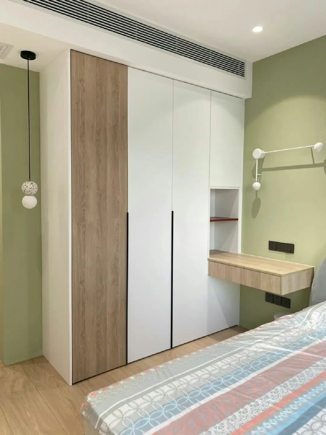 邯郸装修设计/高颜值书桌衣柜一体设计