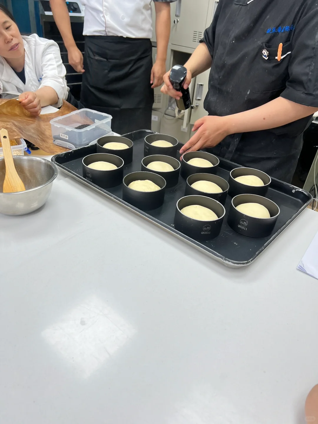 消失的我回国终于学会了做面包?