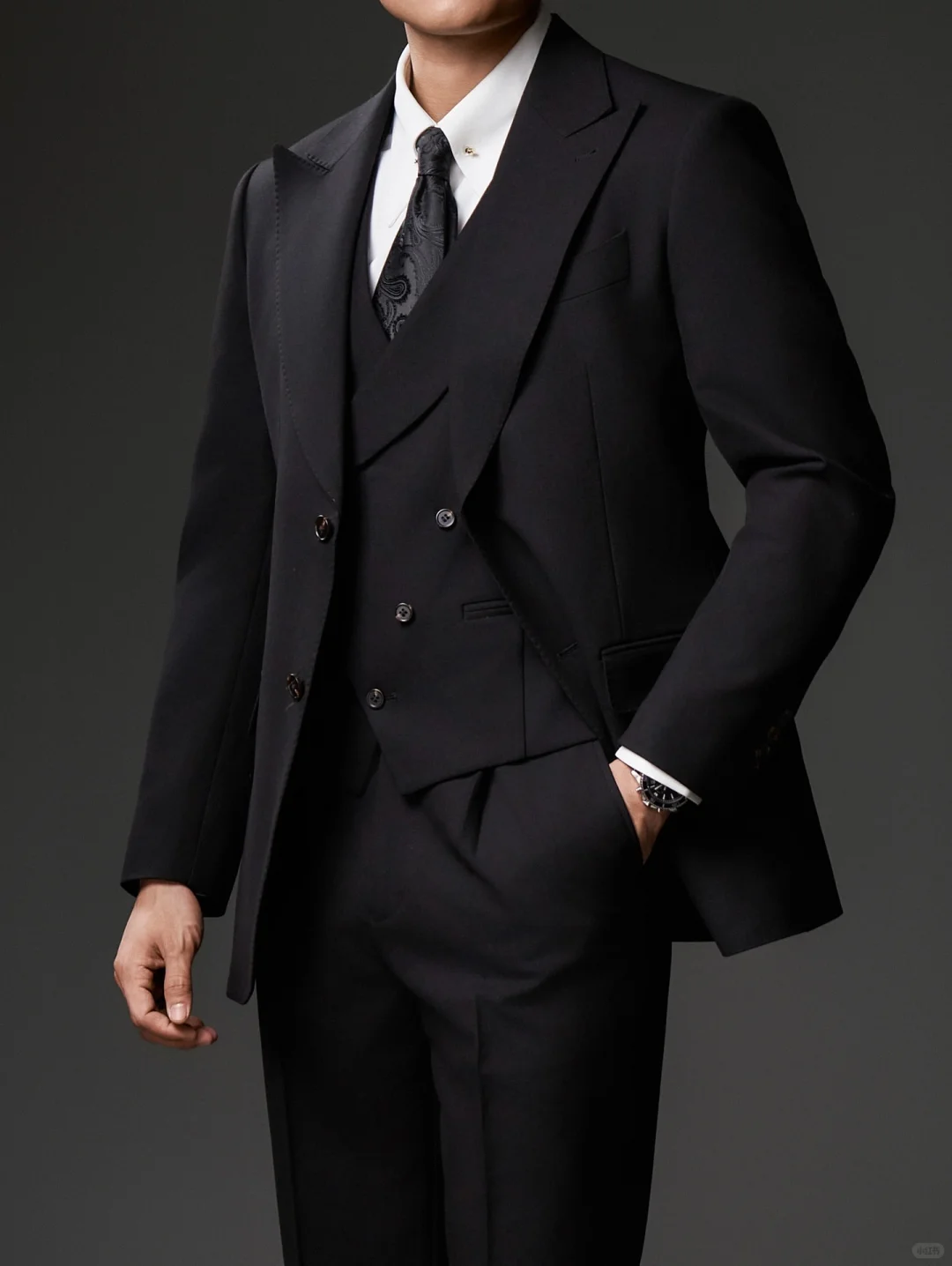穿上西装的绅士气质！?