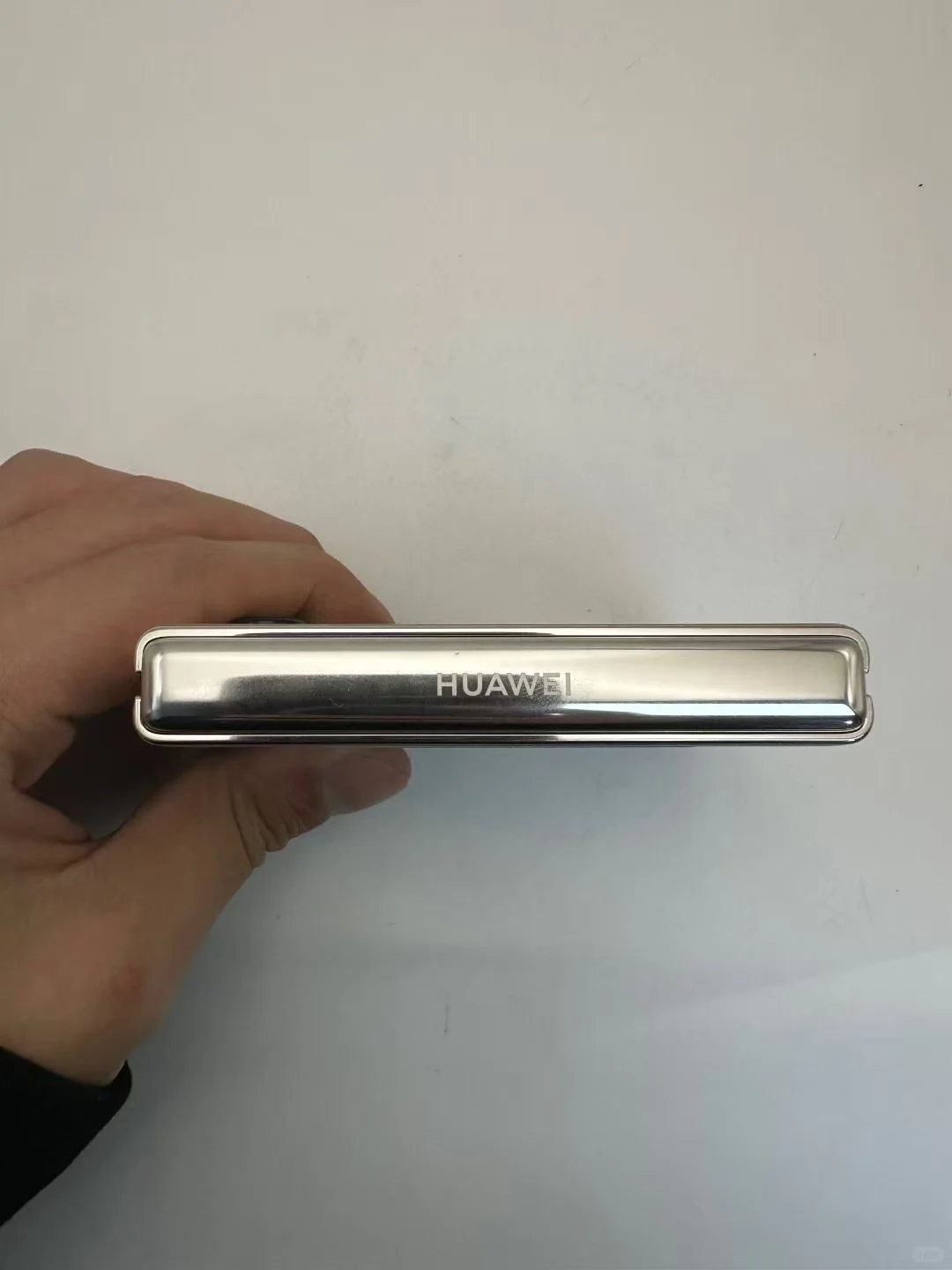 出一台PuraX典藏可走平台