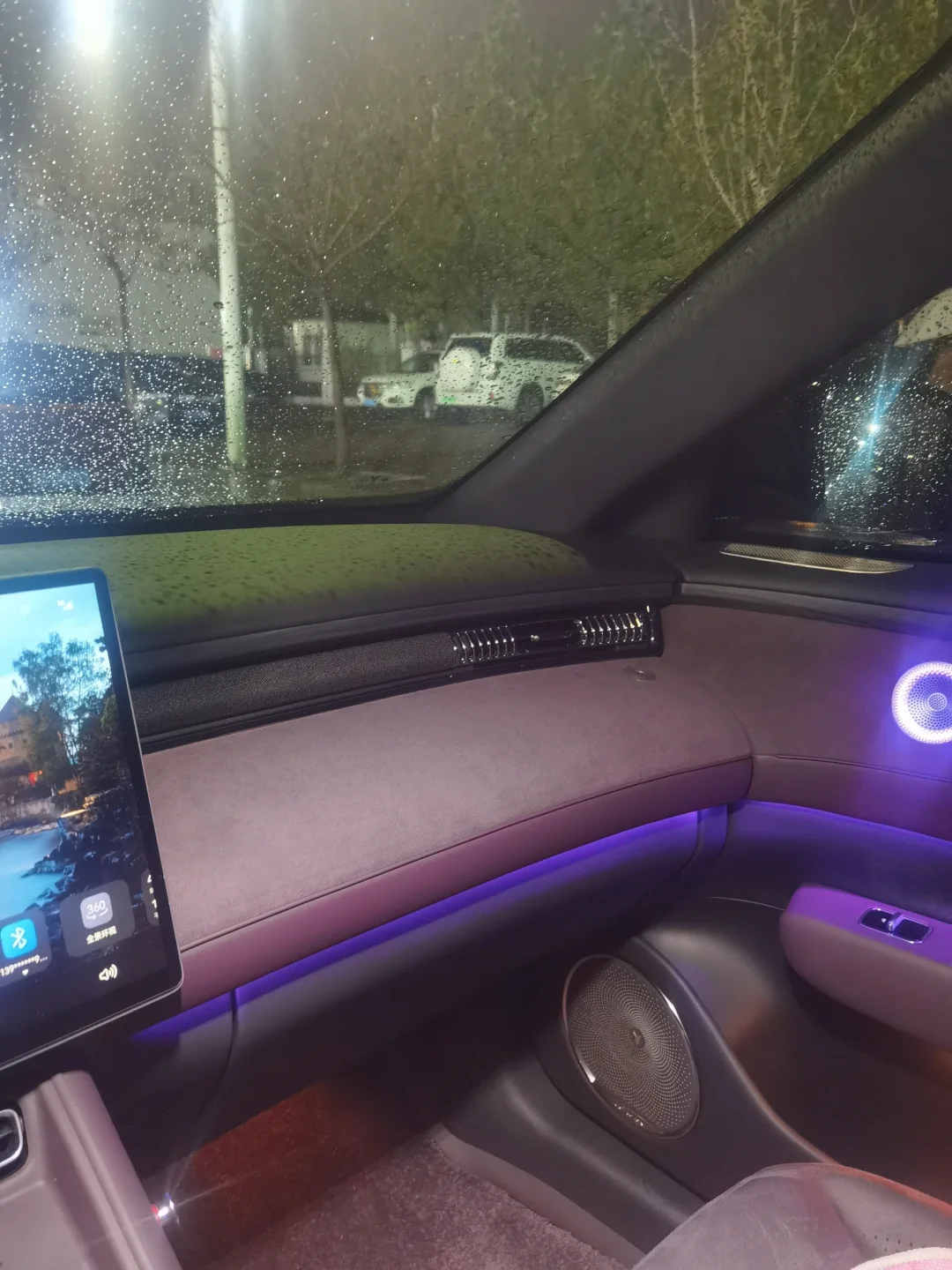 为颜值买单不亏，灯幕吸睛质感拉满