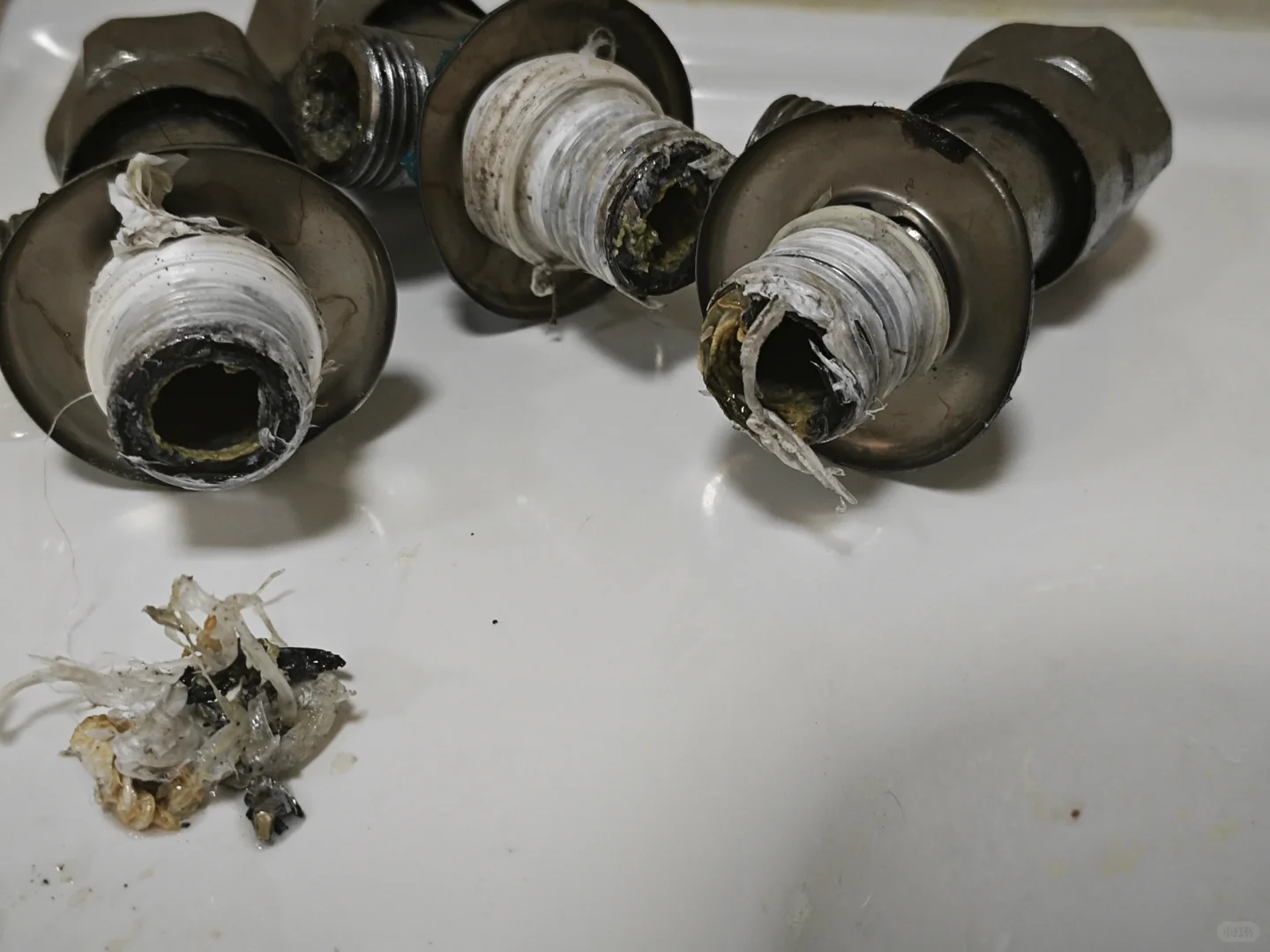 可恶的锌合金角阀！一次成功没断丝！