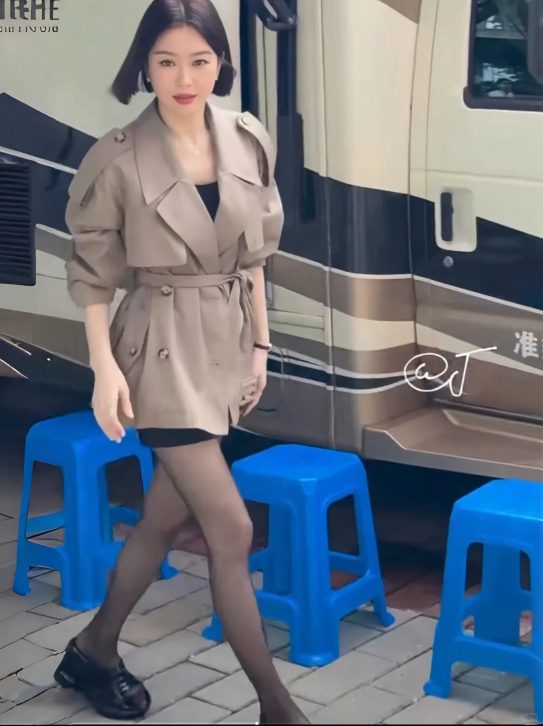 25 ICON | 秦岚的率性秋意